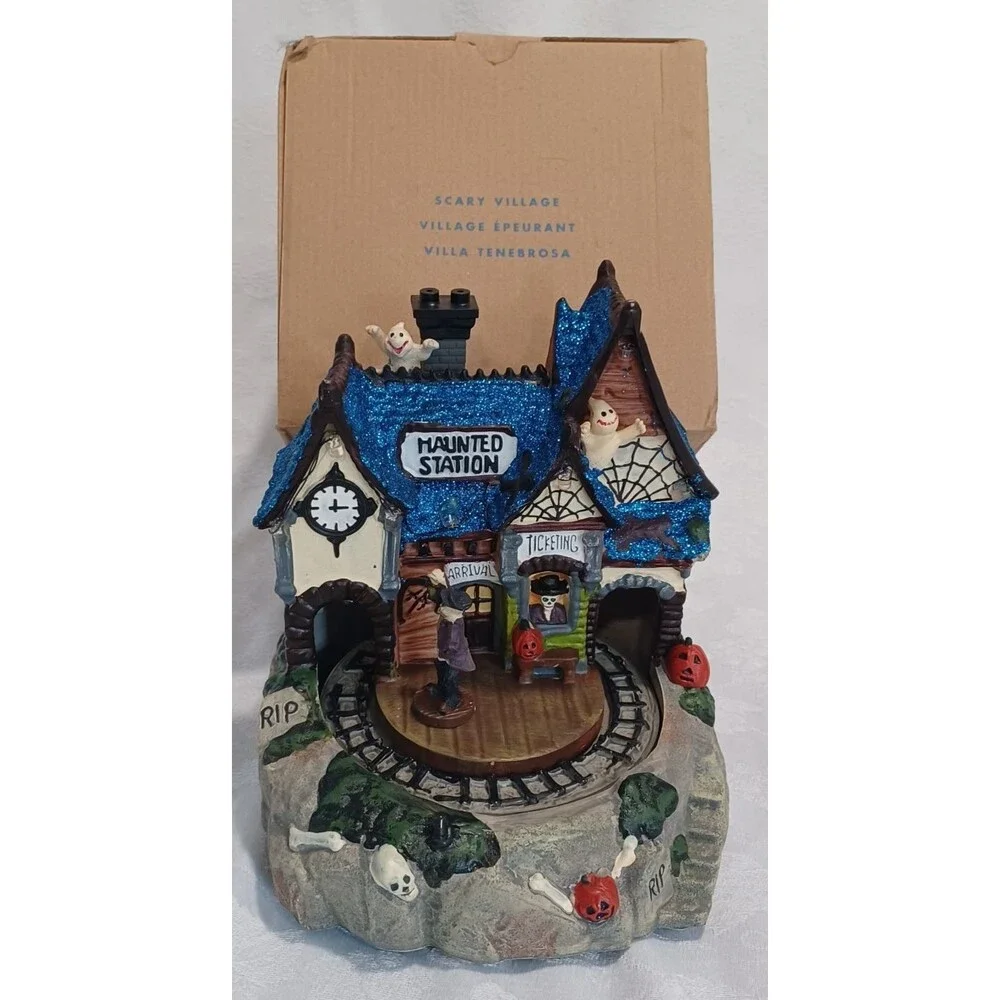 AVON PRODUCTS SCARY VILLAGE TRAIN STATION LIGHTS SOUNDS MOVEMENT 2012 WORKS